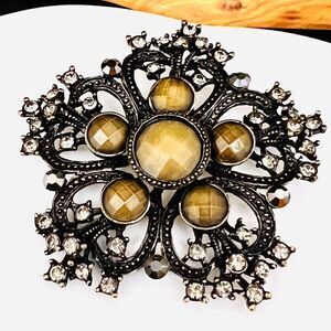 Vintage Rhinestone Brooch Faceted Honey Yellow Stone Antiqued Flower Gold 4316